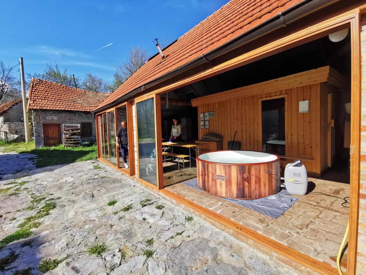 Sokol - Secret Forest House Gračac Екстериор снимка